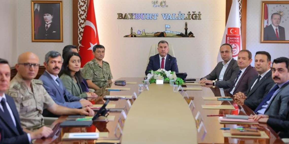 Bayburt'un asayiş ve güvenliğine yönelik yapılan çalışmalar toplantıda değerlendirildi