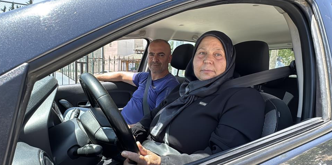 Tokat'ta 55 yaşındaki kadın, 2 dosya yaktı 12. sınavda ehliyet almaya hak kazandı