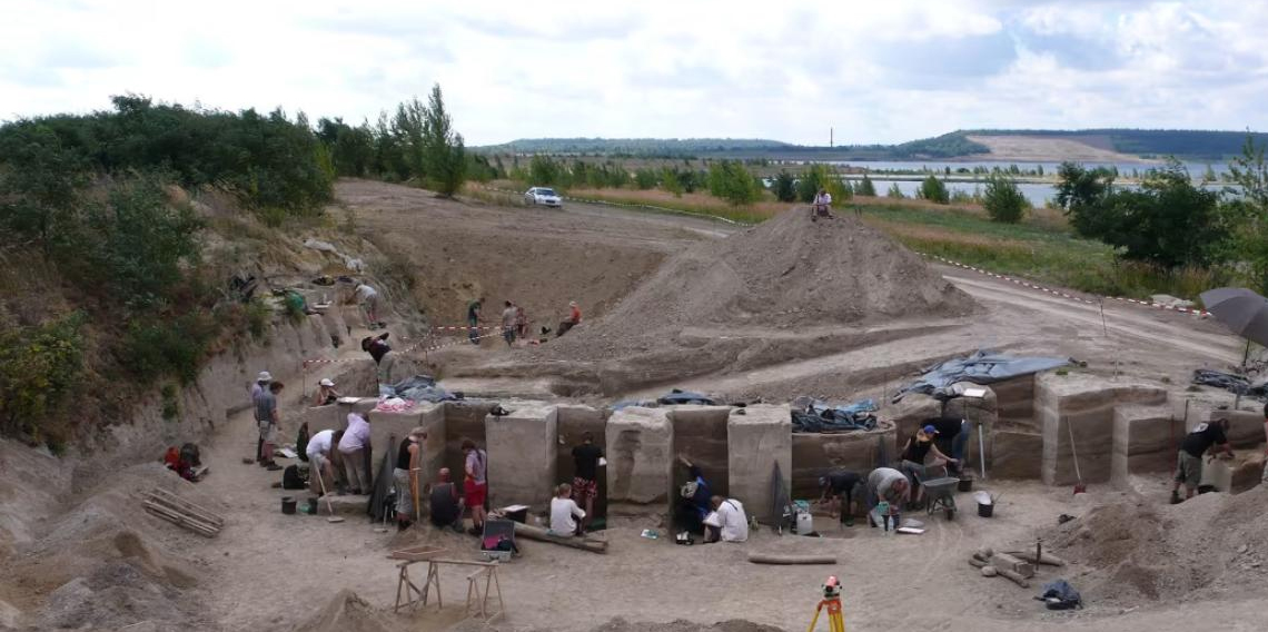 Almanya’da 125 bin yıllık ‘yağ fabrikası’ ortaya çıkarıldı