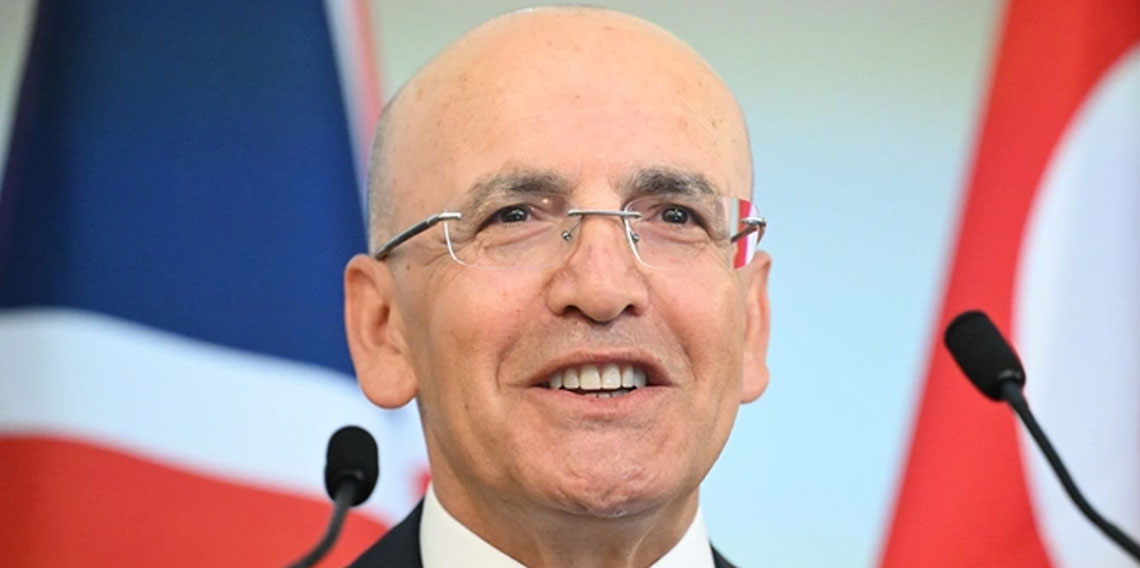 Mehmet Şimşek'ten ekonomi mesajı: Oynaklık önemli ölçüde azaldı