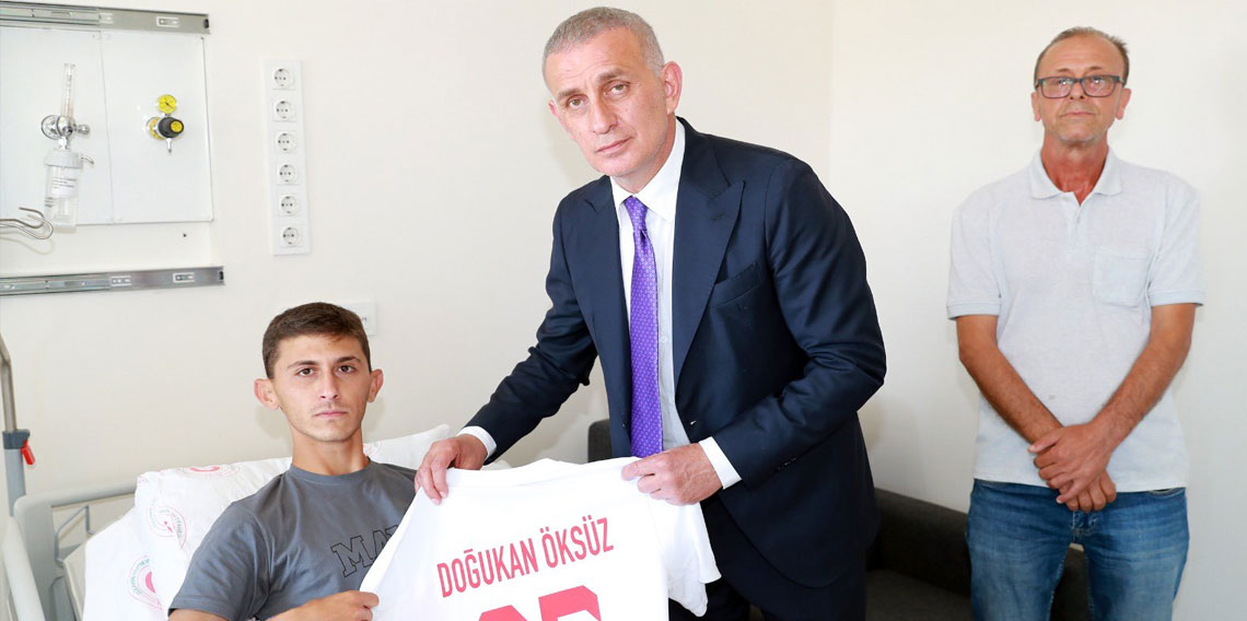 TFF Başkanı Hacıosmanoğlu'dan tedavi gören askerlere ziyaret