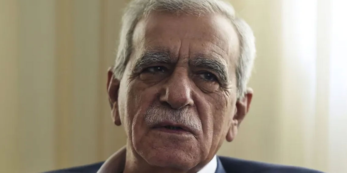 PKK'nın silah bırakma töreni için Ahmet Türk'ün 8 yıllık yasağı kaldırıldı