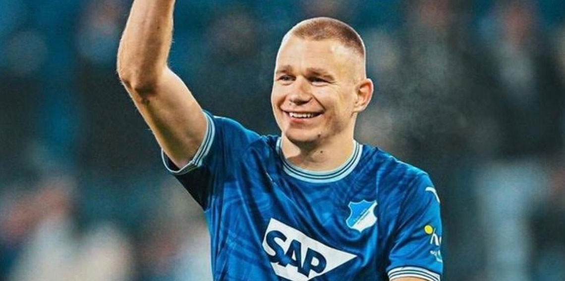 Attila Szalai’den şaşırtan imza!