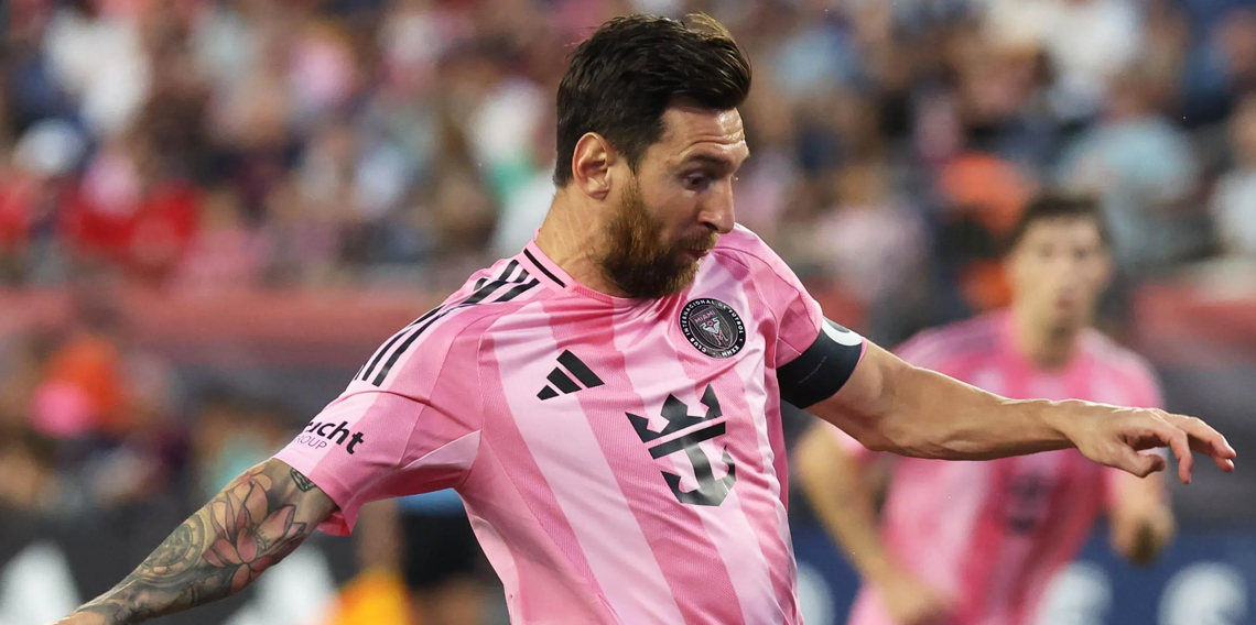 Uzaylı Messi 69’uncu serbest vuruş golünü attı