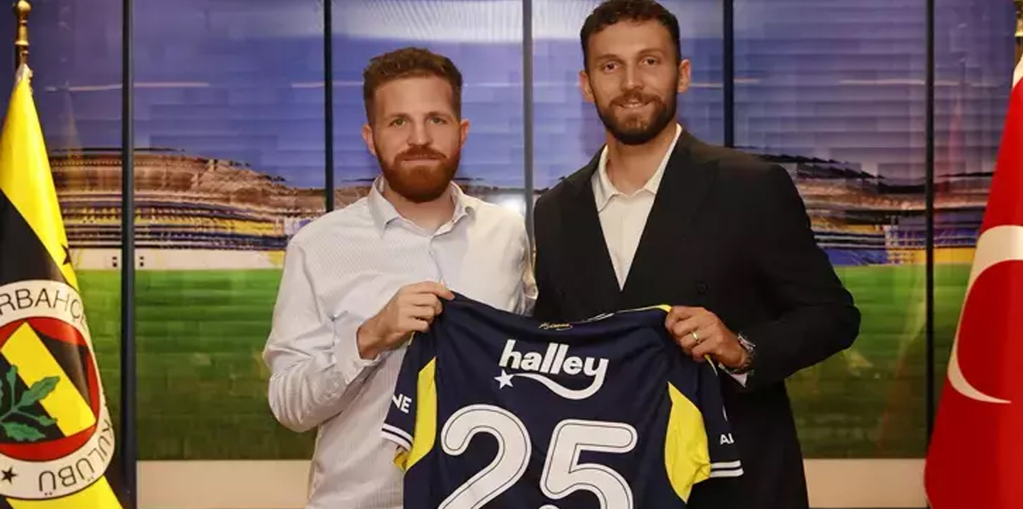 Tarık Çetin Fenerbahçe'ye imza attı