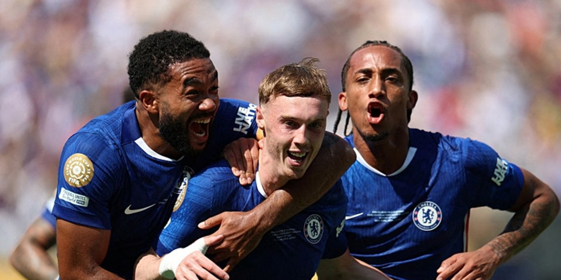 Chelsea dünyadaki tüm kupaları kazanan tek kulüp oldu