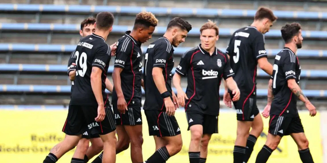 Beşiktaş, Admira Wacker ile berabere kaldı!
