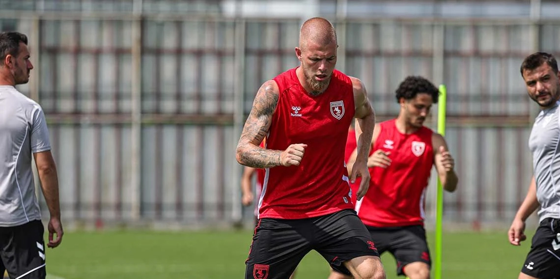 Samsunspor, stoper van Drongelen ile 2028’e kadar ‘devam’ dedi!