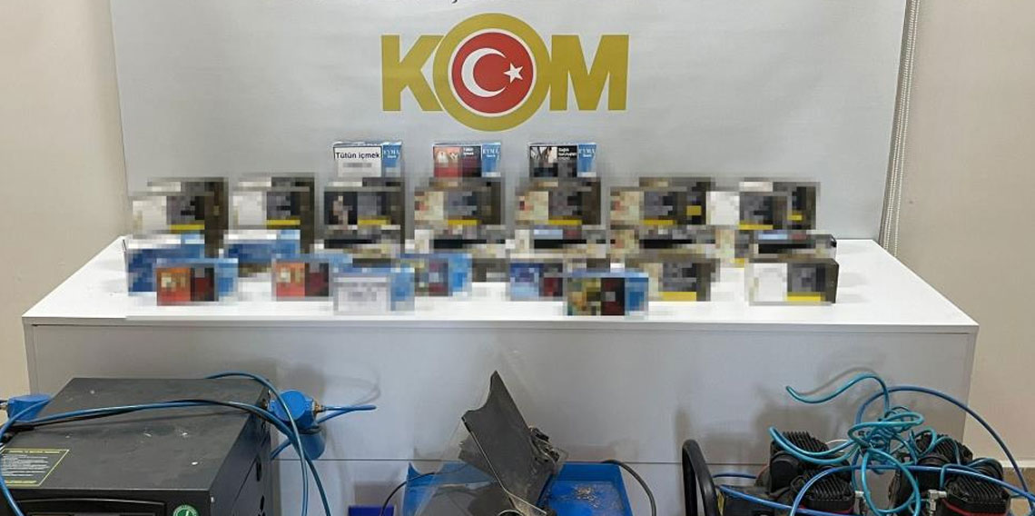 Kaçak makaron ve sigara sarma makinesi ele geçirildi