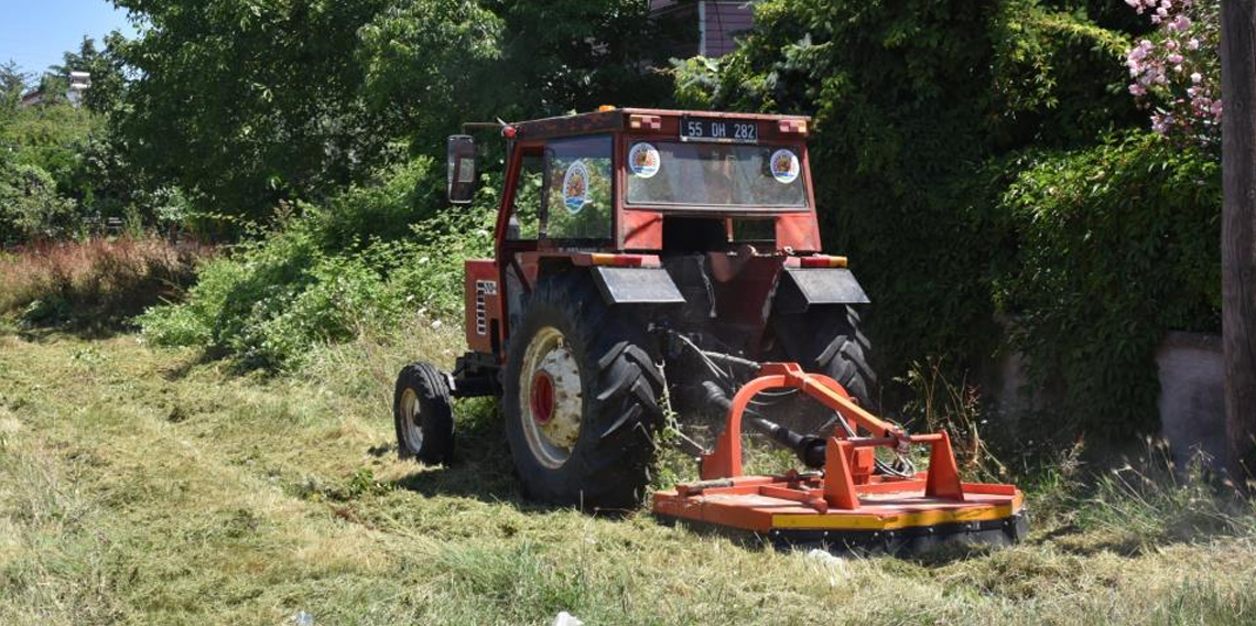Atakum’da yeşil alanlarda bakım çalışması