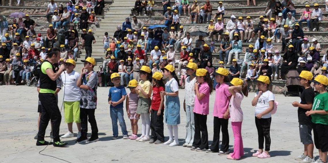 Dede Korkut Şölenleri sirk gösterisiyle sona erdi