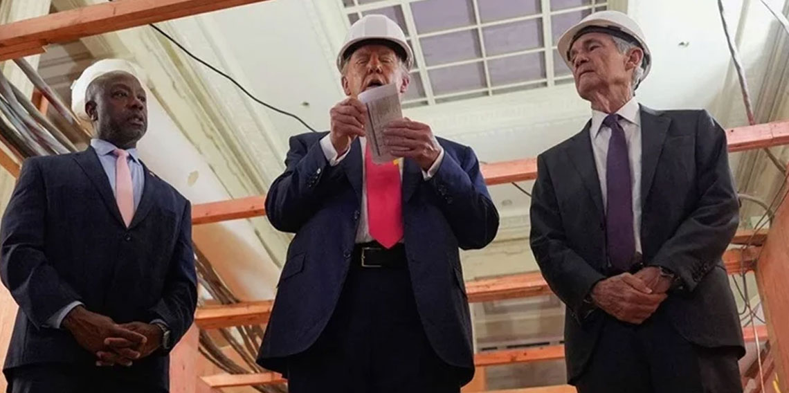 Trump ve Powell canlı yayında atıştı!
