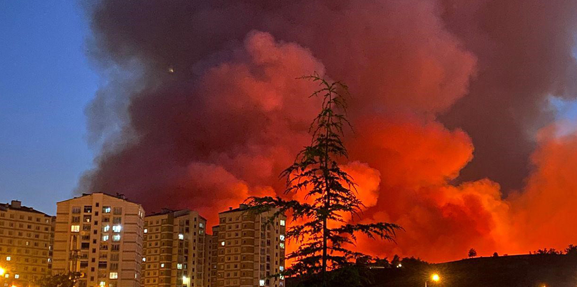Bursa’da yangın sebebiyle Karahıdır Mahallesi boşaltılıyor