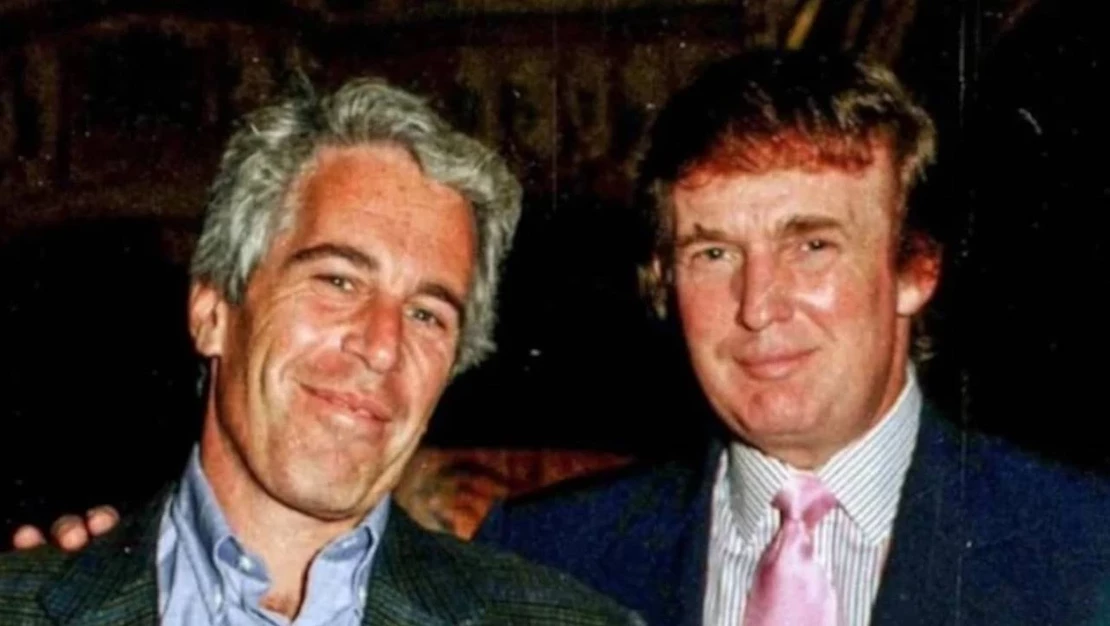 Skandal iddia: FBI ekibi Trump'ın ismini Epstein dosyalarından sildi