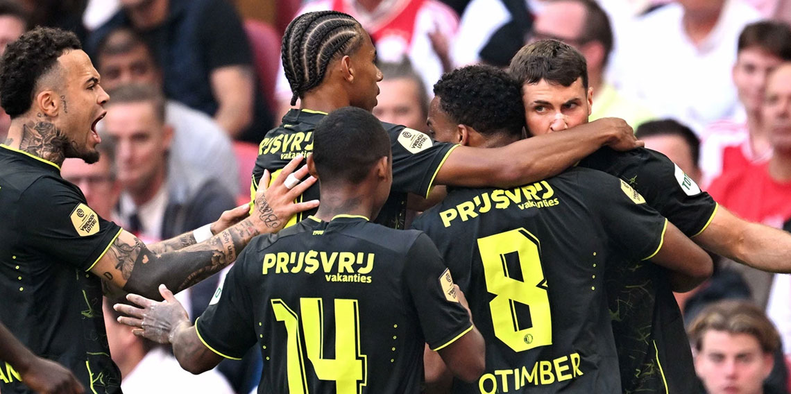 Feyenoord, 80. dakikada tatil edilen maçı 3-0 kazandı