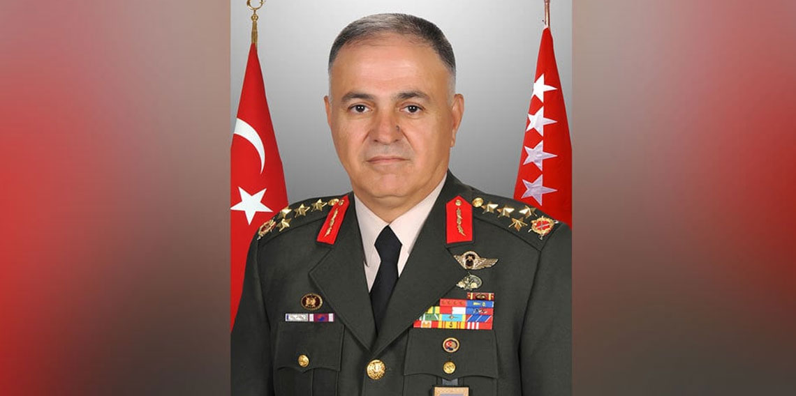 Metin Gürak Kimdir?