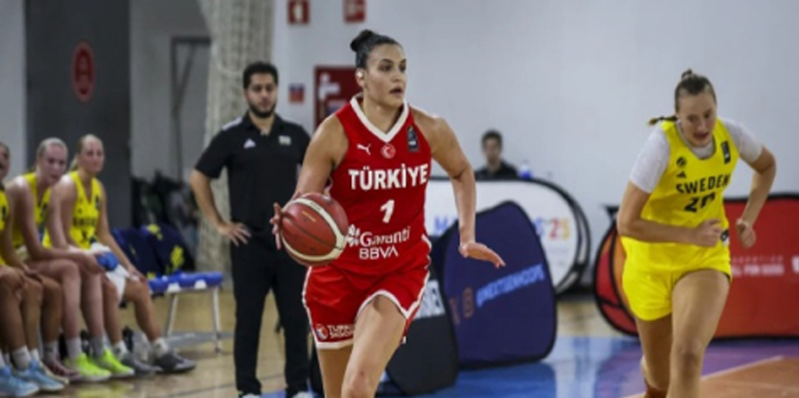Potada Genç Kızlar, Avrupa Şampiyonası'nda 3'te 3 yaptı!