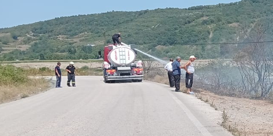 Çaycuma'da çalılık alanda yangın çıktı