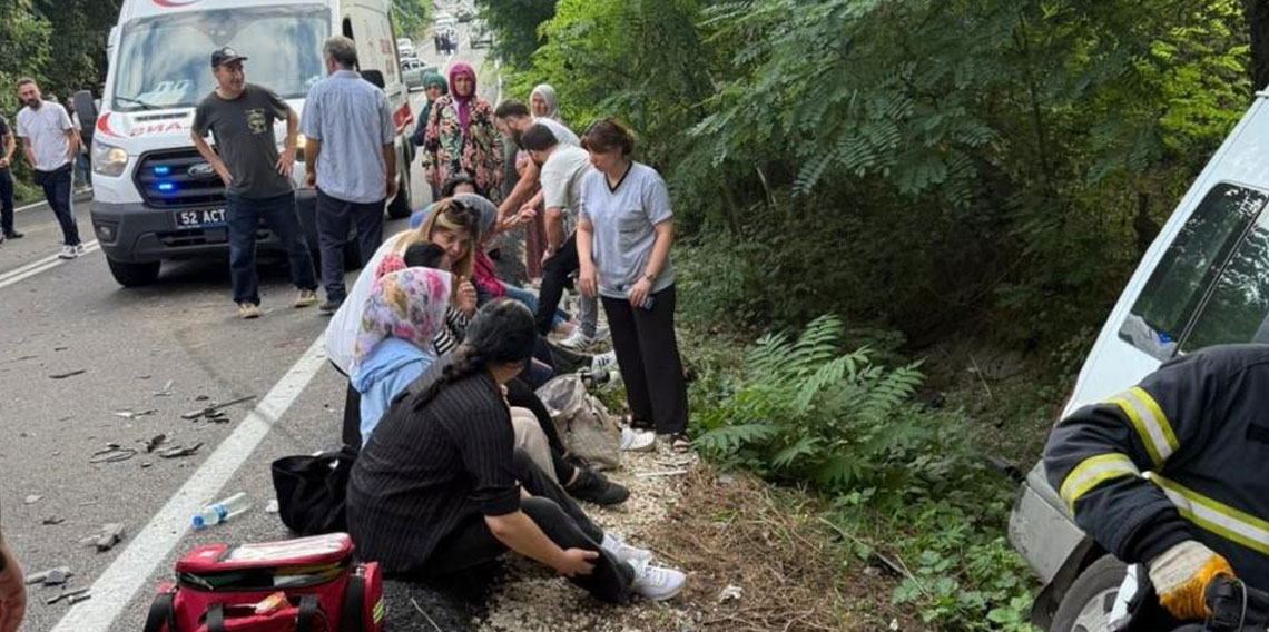 Ordu’daki servis minibüsü kazasında yaralı sayısı 16’ya yükseldi