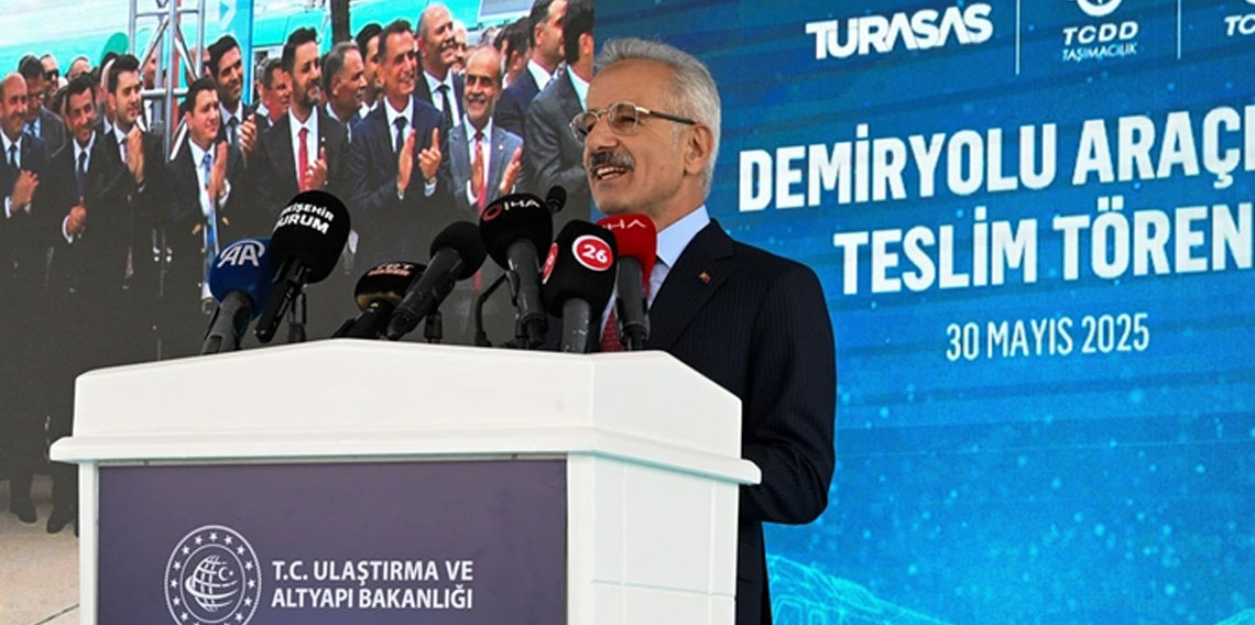 Bakan Uraloğlu: Bu yıl 127 yeni nesil milli yük vagonu raylara indi