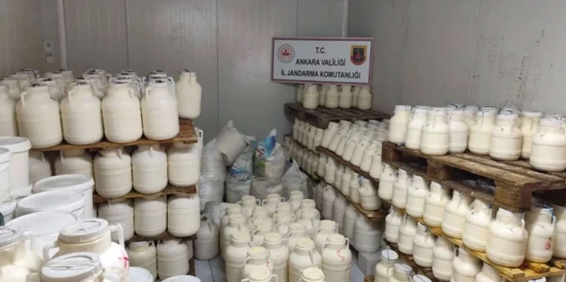 Ankara'da halk sağlığını tehdit eden 12 milyon liralık gıda ürünü ele geçirildi