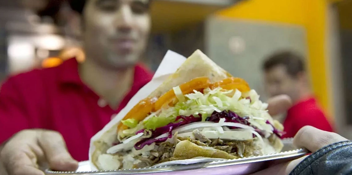 Döner krizi kapıda! Almanya'da işçiler greve gidiyor