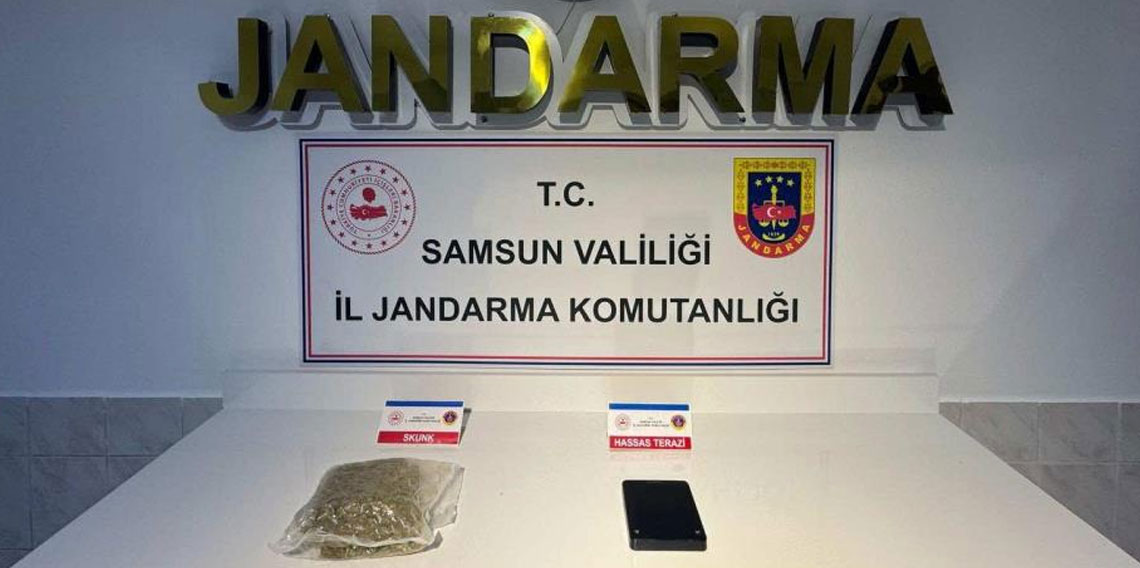 Samsun'da jandarmadan 2 ayrı uyuşturucu operasyonu: 2 gözaltı