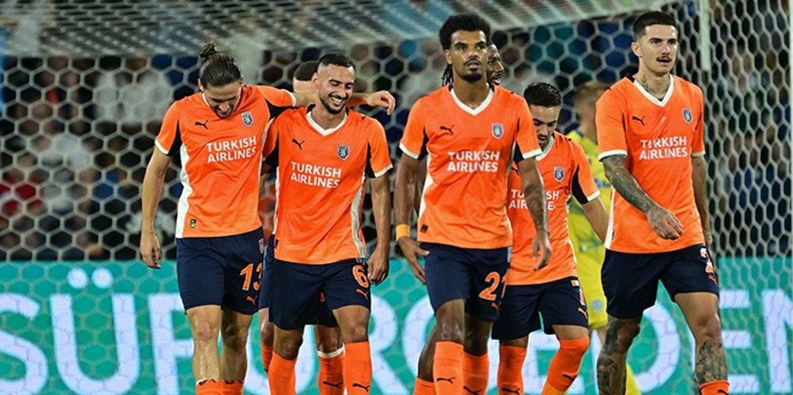 Başakşehir tur kapısını ardına kadar araladı