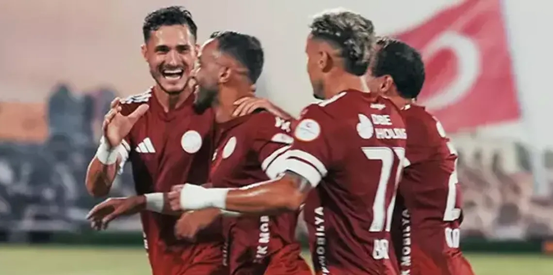 Ümraniyespor galibiyetle başladı