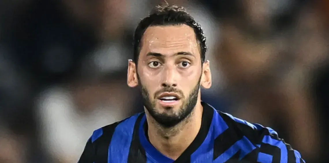 Hakan Çalhanoğlu: Türkiye'de tek bir takımın hayalini kuruyorum