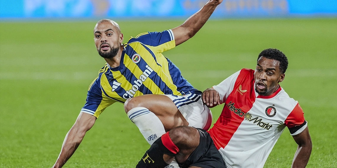 Fenerbahçe'nin rakibi Feyenoord ligin ilk haftasında 2-0 kazandı