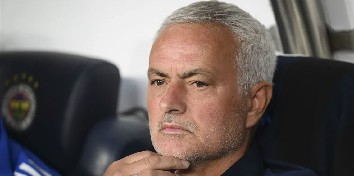 Jose Mourinho, Feyenoord'a karşı rövanşı yine yendi