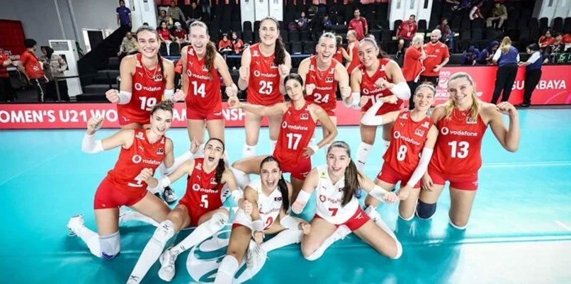 Bravo kızlar! İtalya'yı devirip son 16 turuna kaldık