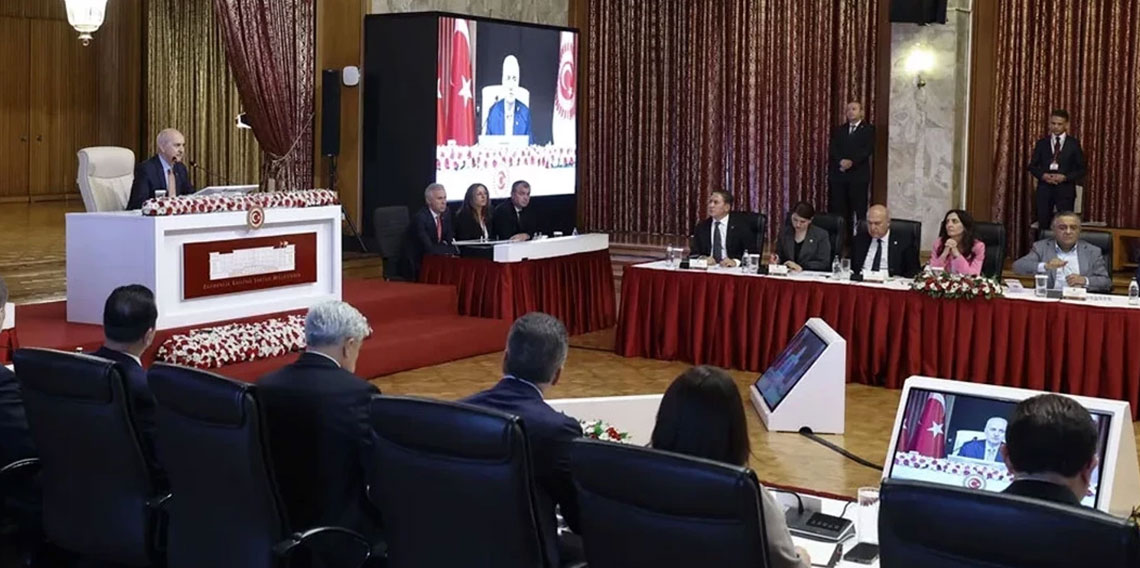 Terörsüz Türkiye süreci: Şehit ve gazi dernekleri komisyona geliyor