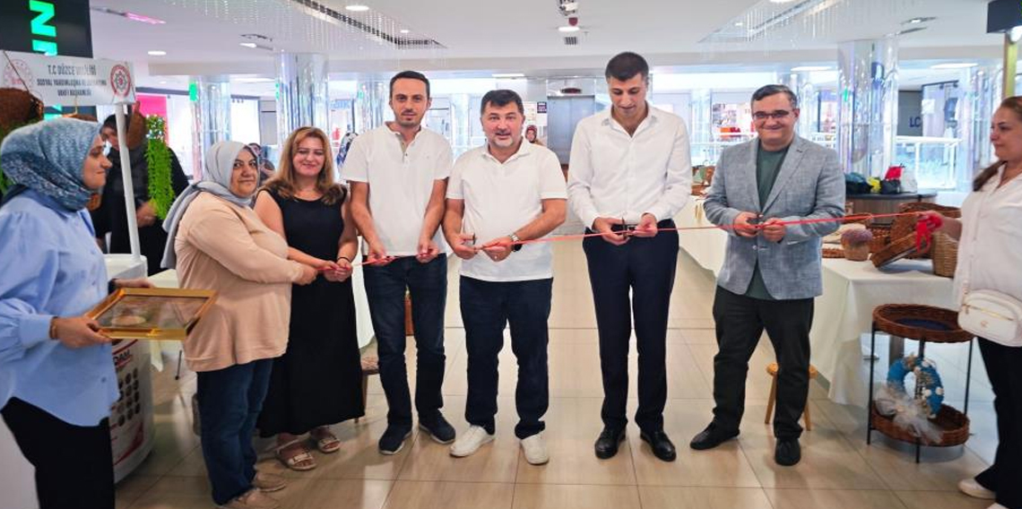 Geri dönüştürülen ürünlerden sergi açıldı