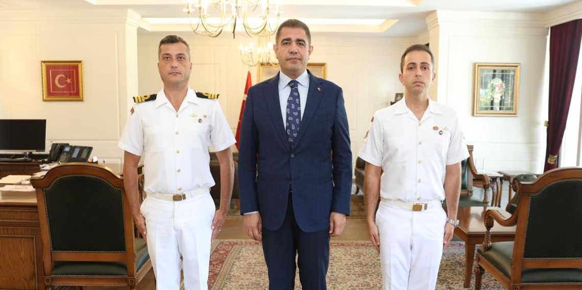 Yeni komutan Vali Aslan ile buluştu