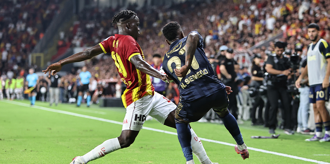 90+4'te penaltı kaçtı! Fenerbahçe İzmir'de takıldı