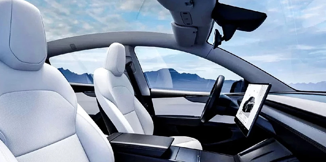 Tesla fiyatlarını yarı yarıya düşürdü