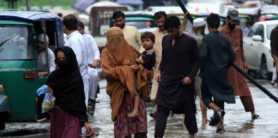 Pakistan’daki sel ve heyelanlarda can kaybı 674’e yükseldi