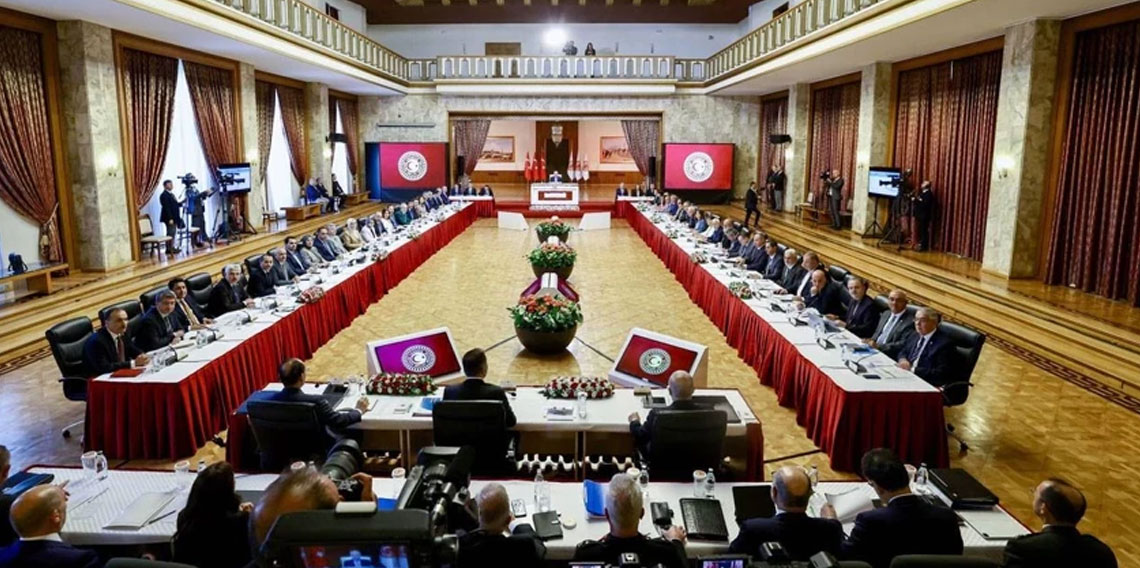 Komisyon yeniden toplanıyor: Şehit ve Diyarbakır Anneleri dinlenecek