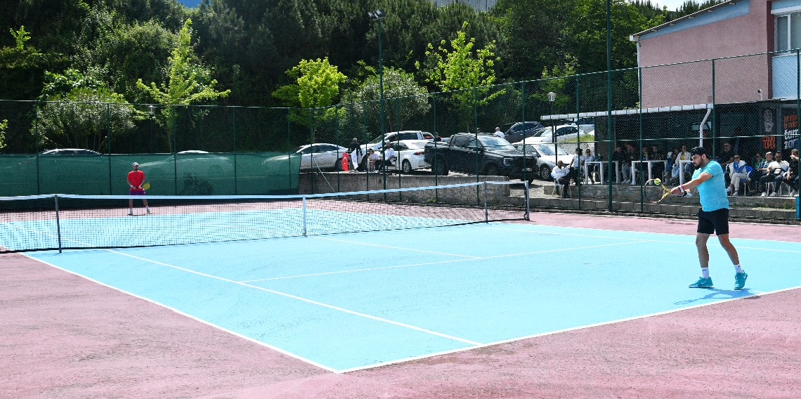 Ortahisar Belediyesinden tenis turnuvası