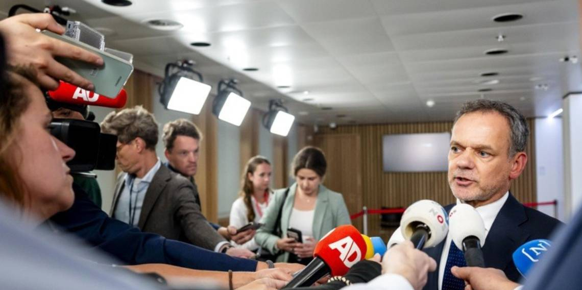 Veldkamp, İsrail'e yönelik yaptırımlar nedeniyle istifa etti