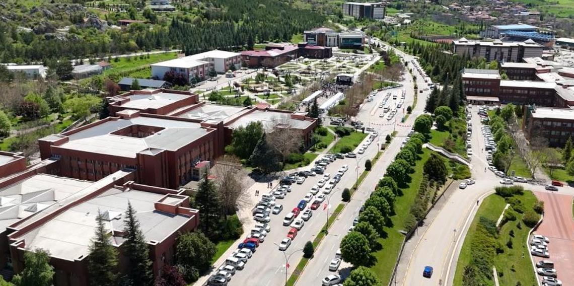 Tokat Gaziosmanpaşa Üniversitesinde öğrencileri, zengin kampüs yaşamı bekliyor