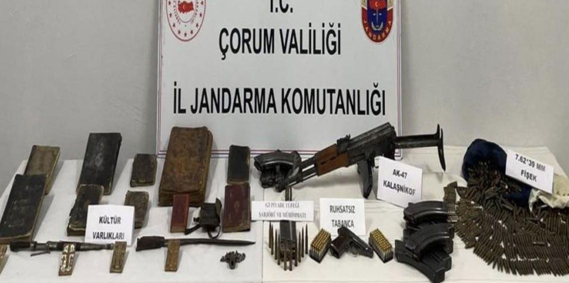Çorum'da 10 adet el yazması Kur'an-ı kerim ele geçirildi