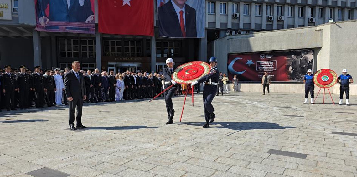 Atatürk’ün Zonguldak’a gelişi törenle kutlandı