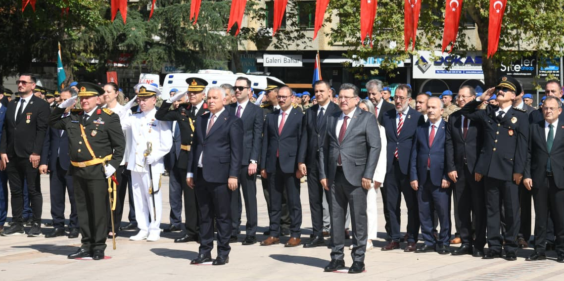 Zafer Bayramı, Trabzon’da büyük coşkuyla kutlandı