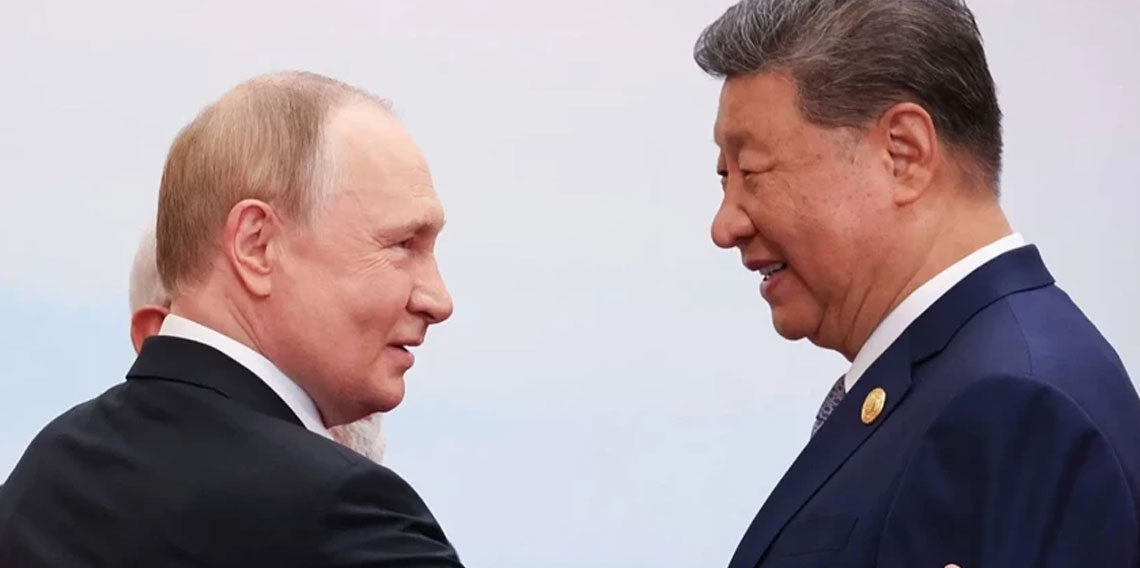 Pekin’de tarihi buluşma: Putin ve Şi, Batı’ya karşı omuz omuza