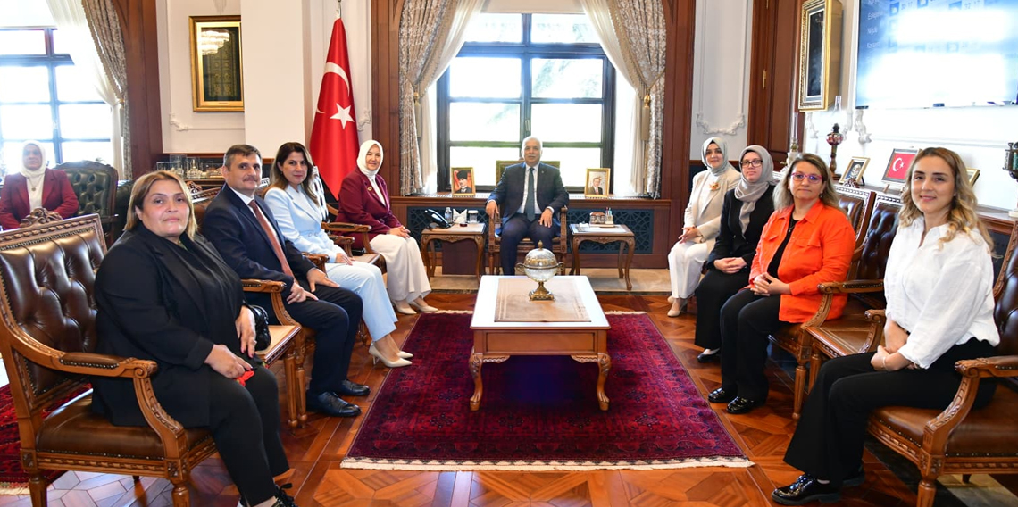 Leman Yenigün'den Vali Yıldırım'a ziyaret