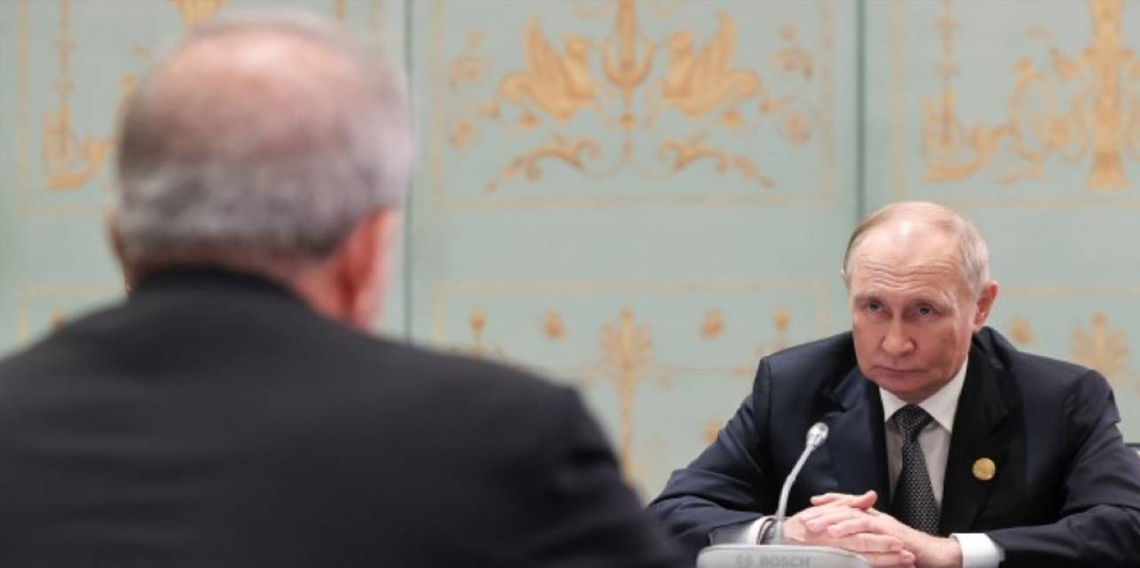 Pezeşkiyan, Rusya Devlet Başkanı Putin ile bir araya geldi