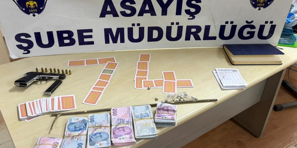 Kumar baskınımda 28 kişiye toplamda 258 bin TL para cezası kesildi